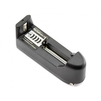 Перед як встановлювати батареї необхідно дотримуватись полярності-2