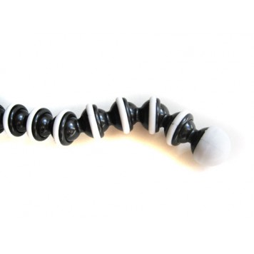 Ніжки гнучкого штатива M можна згинати довільно-1