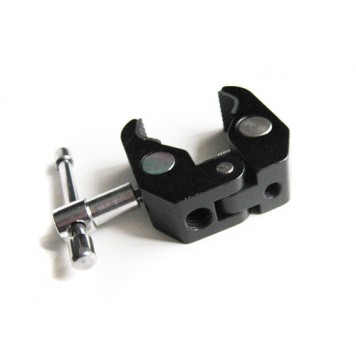 Резьбовые отверстия на корпусе зажима-струбцины-2