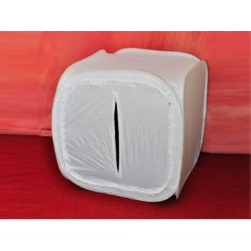 Отвір для об'єктива в передній шторці фотобокса 90см-2