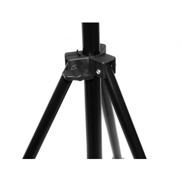 Ноги стойки имеют фиксированную длину и крепятся к центральной колонне через пластиковое основание-2