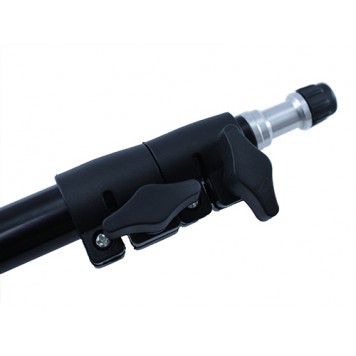 Стойка имеет центральную колонну с наконечником 5/8 дюйма-5