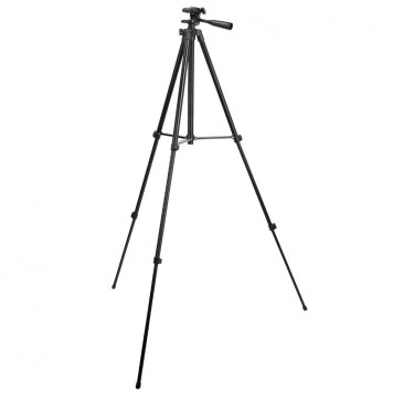 Розпірки внизу штатива забезпечують жорсткість конструкції-4
