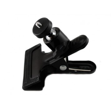 На верхній частині прищіпки знаходиться кульова голівка-1