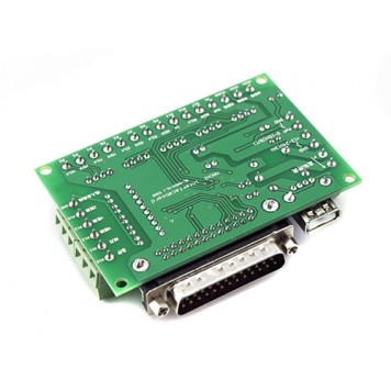 Зворотний бік інтерфейсної плати з опторозв'язкою на 5 осей ЧПУ-1