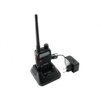 Рация Baofeng UV-5R на док станции-2