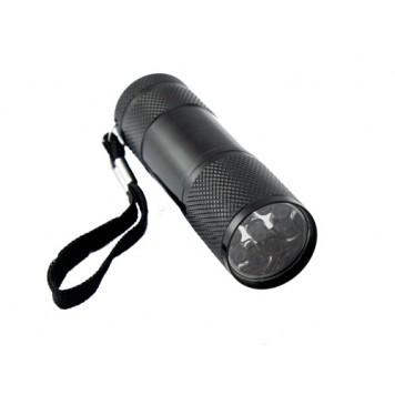 Фонарь имеет 9 светодиодов-1