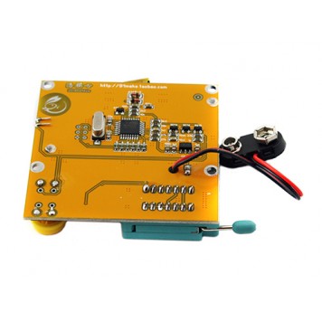 На звороті плата тестера напівпровідникових елементів , транзисторів-2