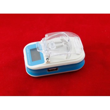 Для зарядки от USB порта на боковой части корпуса присутствует USB-разъем-1