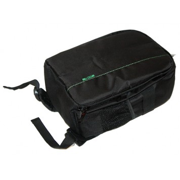 На бічній стороні рюкзака пришиті широкі гумки для фіксації невеликого штатива-1