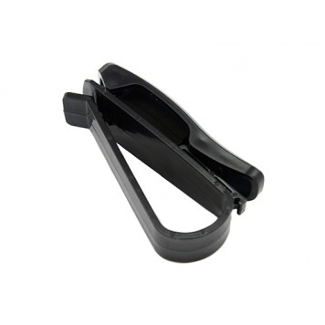 Тримач для окулярів кріпитися на сонцезахисному козирку за допомогою підпружиненої кліпси-2