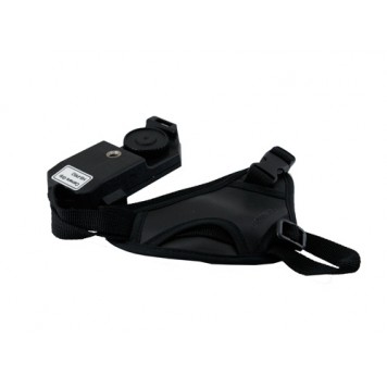 Отрегулированная длина ремешка закрепляется пластиковым фиксатором, располагающимся на внешней поверхности кистевого ремня-3