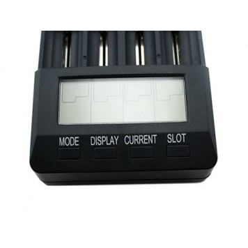 Інформаційний дисплей і кнопки управління зарядним пристроєм ВТ - С3100-2