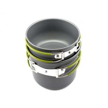 Чашка установлена в котелок-3