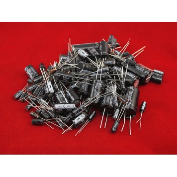 120x електролітичний конденсатор 50В 1-2200мкФ