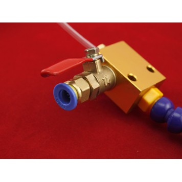 Фітинг для подачі мастильно-охолоджувальної рідини з кульовим краном-1