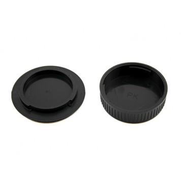 Зворотний бік складеного комплекту кришок для Pentax з байонетом K-1