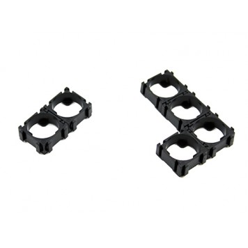 Тримачі дозволяють зробити необхідну збірку з акумуляторів типорозміру 18650-2