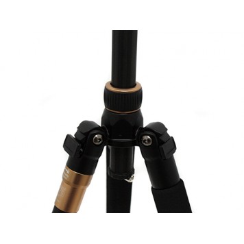 Механизм крепления и фиксации ножек-2