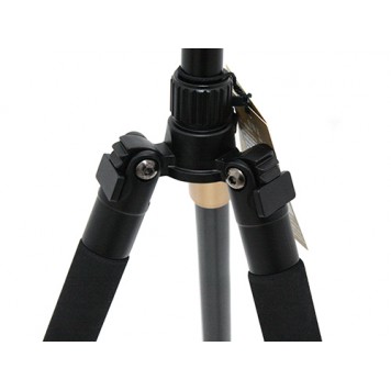 Механизм крепления ножек к центральной части-4