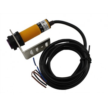 Фотоелектричний датчик E3F-DS30C4 з кріпильної скобою-1