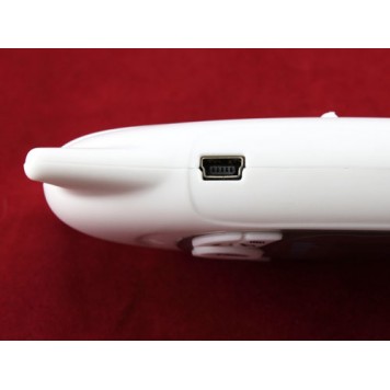 Приймач і передавач обладнані miniUSB портами живлення-3