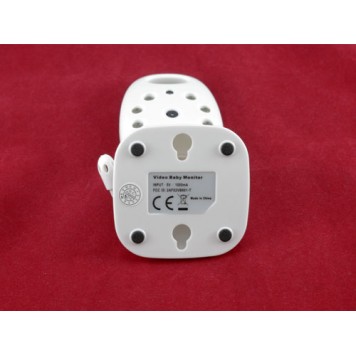 Монтажні отвори на підніжці блоку спостереження-5