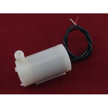 Насос водяной погружной мини помпа 2.5-6В, до 1.5Вт, 2л/мин