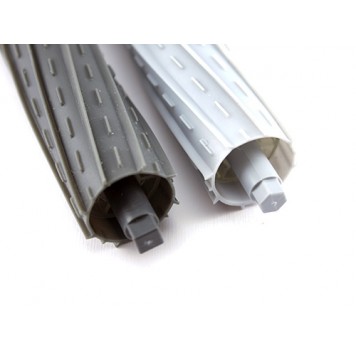 Начальный конец при установке щеток в пылесос-1