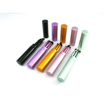 Можливі колірні рішення дорожнього набору для макіяжу-1