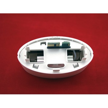 Защелки и контакты лампы-1