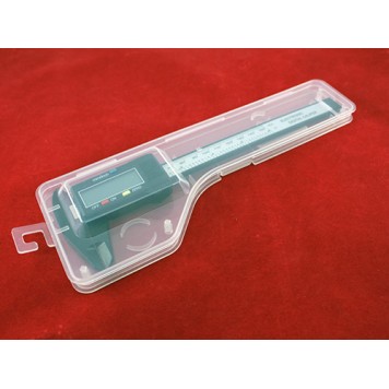 Штангенциркуль при поставке в пластиковом футляре-2