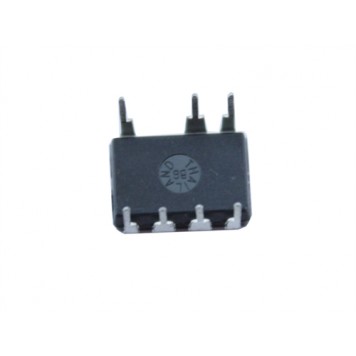 Обратная сторона AC-DC преобразователя LNK306PN-1