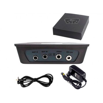 Разъемы панели управления аппарата для перманентного макияжа Biomaser P300-1