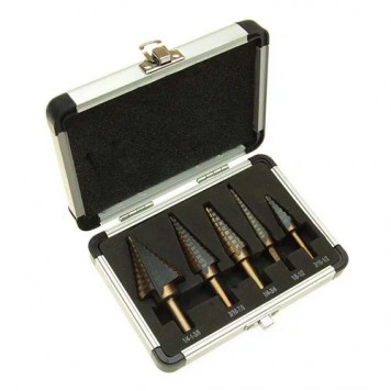 Свердла з набору в алюмінієвому кейсі для зберігання і перенесення-1