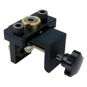 Кондуктор оснащен винтовой струбциной для фиксации-2