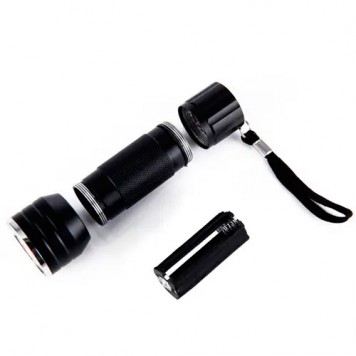 Ліхтарик у розібраному вигляді-1