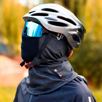 Балаклава підійде як підшоломник при велопрогулянках в холодну пору-1