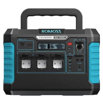 Роз'єми та РК дисплей зарядної станції Romoss Thunder RS 1500-1