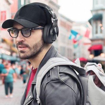 Наушники обладают красивым и лаконичным дизайном-7